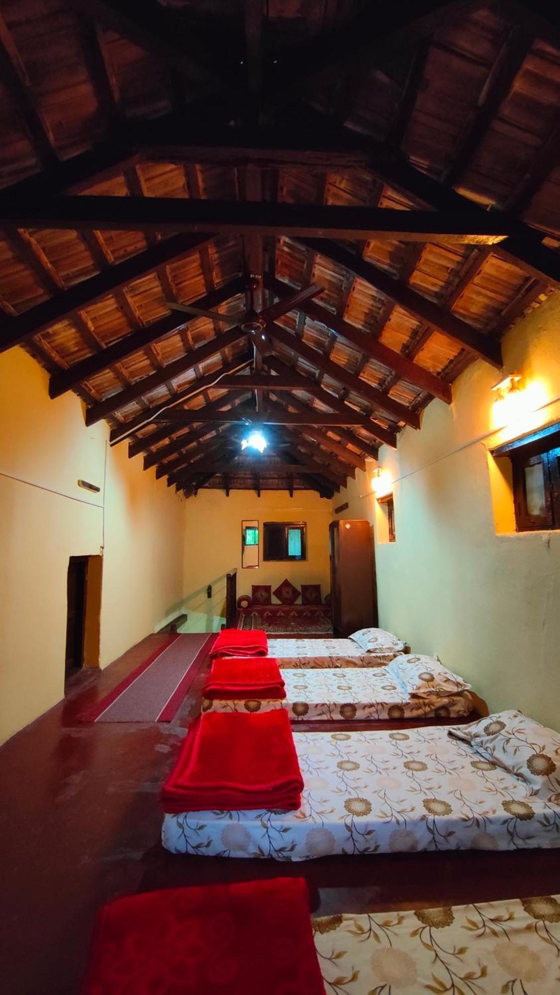 Heritage Homestay Chikmagalur Luaran gambar
